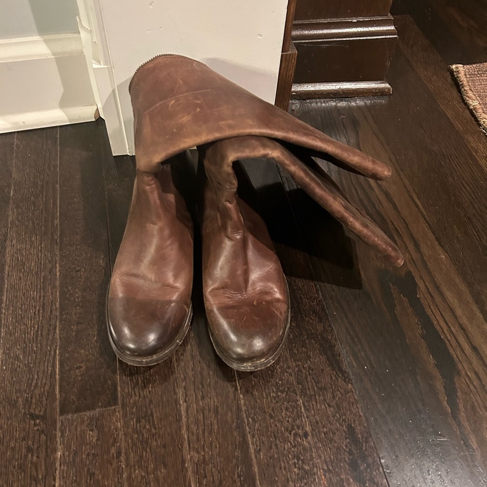 Brown Frye tall boots. Size 7.5 womens